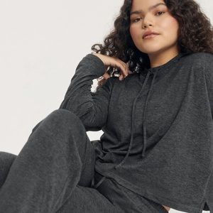 GIRLFRIEND COLLECTIVE RESET HOODIE (MOON)